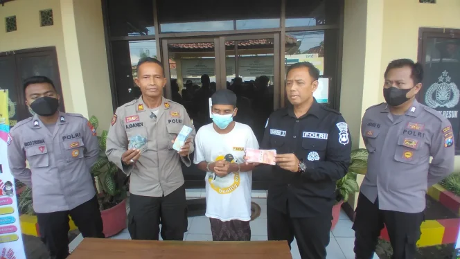 
					Edarkan Uang Palsu di Probolinggo, Warga Lumajang Diamankan Polisi