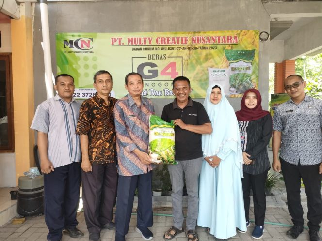 
					Bisnis Beras Di Pasar Digital, Dinas Ketahanan Pangan Kabupaten Probolinggo Inspeksi Ke Pelaku UMKM