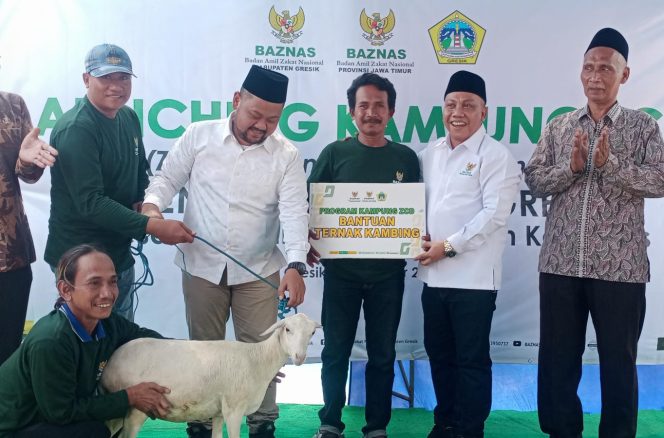 
					Baznas Gresik Launching Kampung Ternak Kambing Produktif, Bupati Berharap Jadi Farm Education