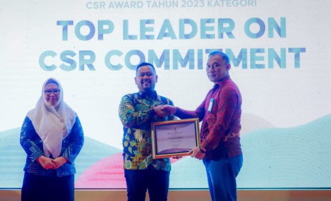
					Atas Komitmen Dalam Mendukung Program Kabupaten Gresik, 50 Perusahaan Diganjar Penghargaan CSR