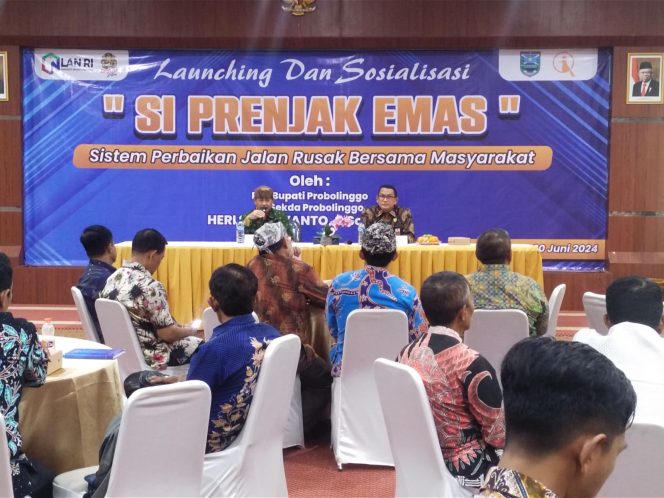 
					DPUPR Kabupaten Probolinggo Berikan Sosialisasi Aplikasi SI Prenjak Emas