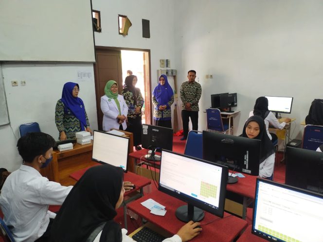 
					RSUD Waluyo Jati Gelar Tes Metode CAT Pengadaan Jasa Profesional