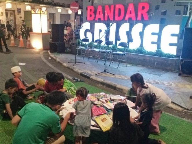 
					Mobil Pintar Hadir di Bandargrisse Tiap Akhir Pekan Bikin Anak-anak Betah Baca Buku