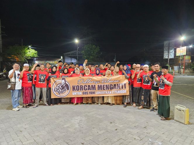 
					Banyak Perbaiki Jalan Rusak, Gus Yani Dapat Dukungan Relawan di Kecamatan Menganti