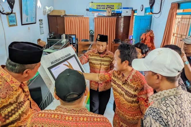 
					Sukses Kembangkan Layanan Digital dan Pengelolaan BUMDes, Pangkahkulon Jadi Jujukan Studi Tiru Desa Asal Bangkalan