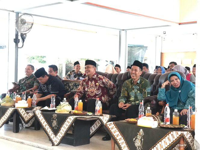 
					Singkirkan Ratusan Peserta, Desa Sungonlegowo Masuk 3 Besar Lomba Gotong Royong Tingkat Kabupaten Gresik 2024