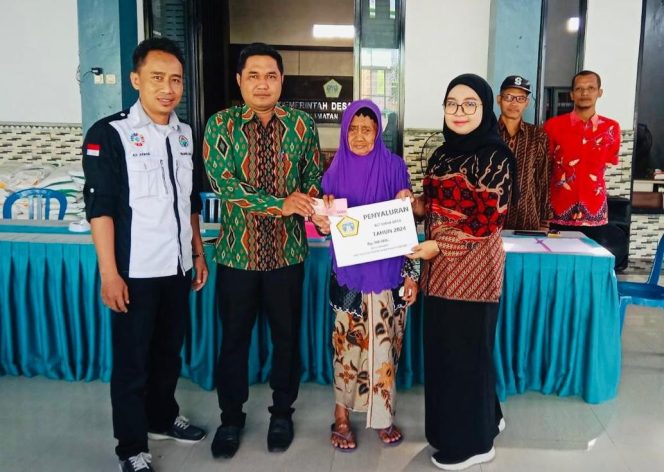 
					Tuntas, Pemdes Dooro Cerme Salurkan BLT DD Tahap 12