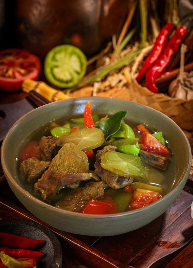 
					Asem-asem Daging Horison GKB Gresik Jadi Menu Favorit Selama Bulan Mei-Juni