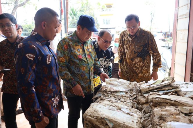 
					95 Ribu Arsip Pertanahan di Aceh Rusak Diterjang Banjir, ATR/BPN Targetkan Pulih Akhir 2026