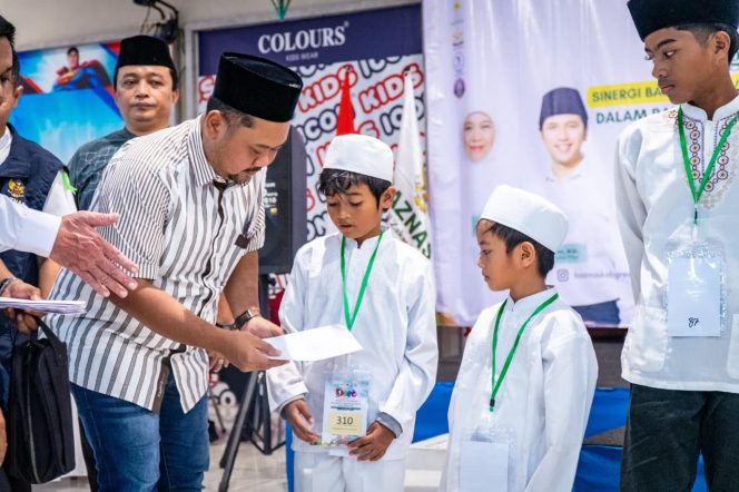 
					Sinergi Baznas Gresik dan Jatim Gelar OASE, 300 Anak Yatim Belanja Baju Lebaran Bareng Bupati
