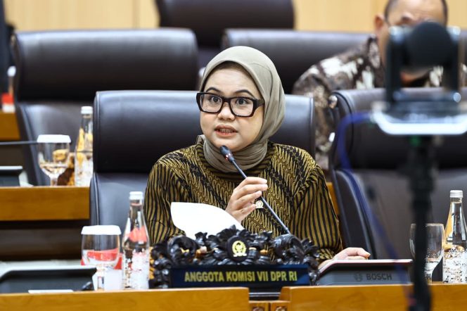 
					Wisman Naik di Tengah Tekanan Global, Komisi VII DPR RI Dorong Penguatan Sektor Domestik