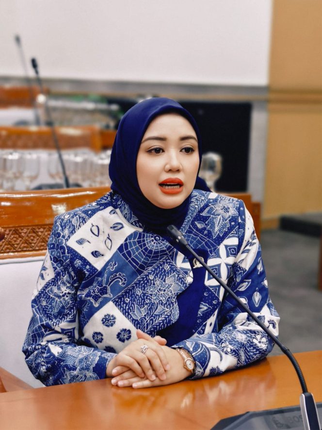 
					DPR RI Minta Penataan PPPK Tak Mengabaikan Guru Madrasah Swasta