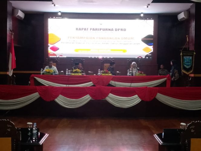 
					PDI-P Soroti Kenaikan Belanja Operasi Rp99,7 Miliar dalam Perubahan APBD Probolinggo