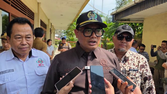 
					Komisi II DPRD Probolinggo Turun ke Gudang Tembakau, Kawal Harga dan Serapan Hasil Panen Petani