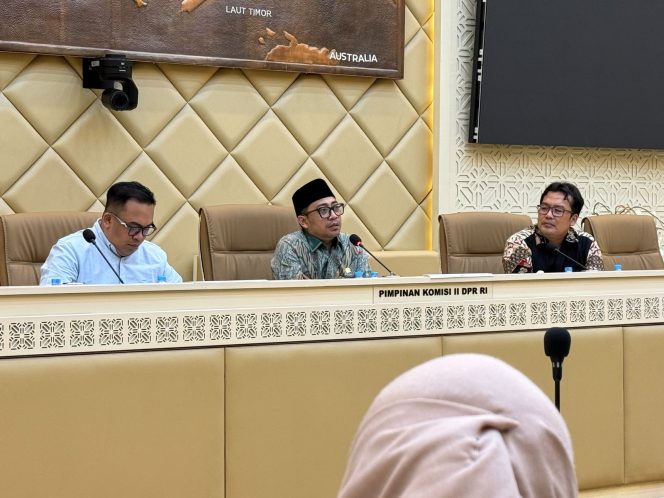
					DPRD Kabupaten Probolinggo Bahas Nasib PPPK dan Persoalan Agraria dengan Anggota DPR RI